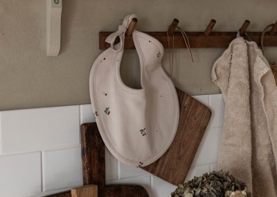 Jersey Bib_Cherry_Garbo&Friends_Baby