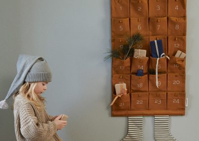 Klaus Christmas Calendar golden caramel